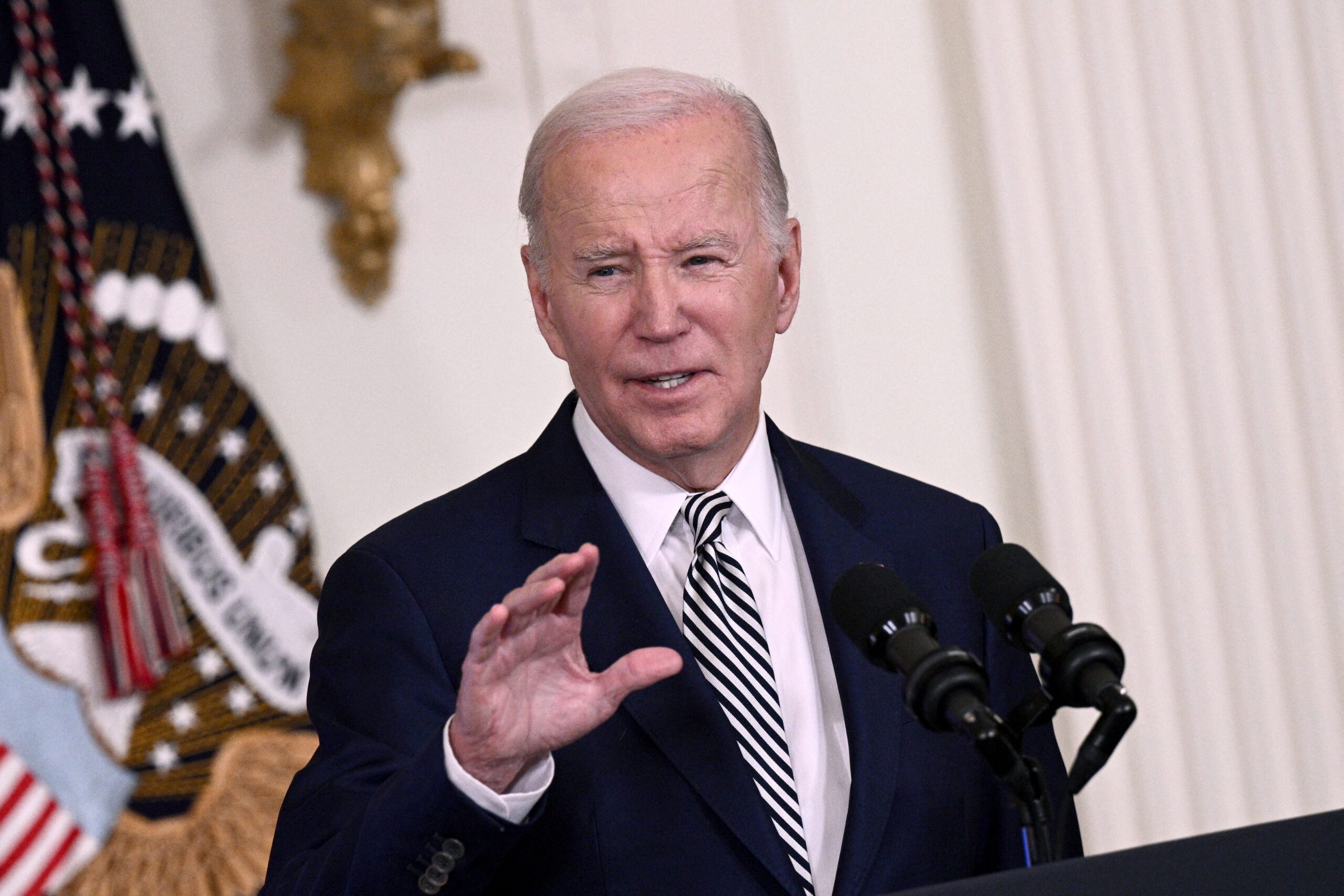 Conservatives Prepare Attack On Biden's Ai Mandate