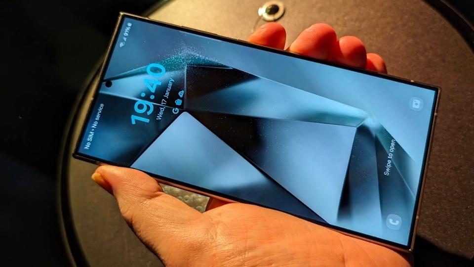 Samsung Warns About Paywalled Ai Features In Galaxy S24 Ultra